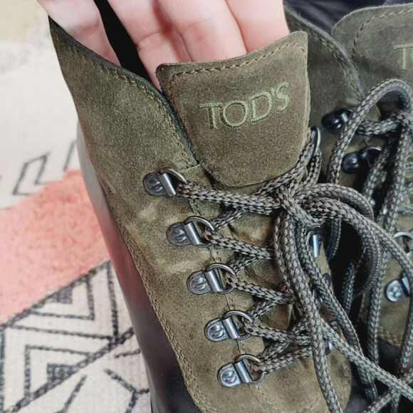 TOD’s Duck Lace Up Heeled Booties in Olive Green Suede & Black, sz 6.5 - Picture 6 of 16